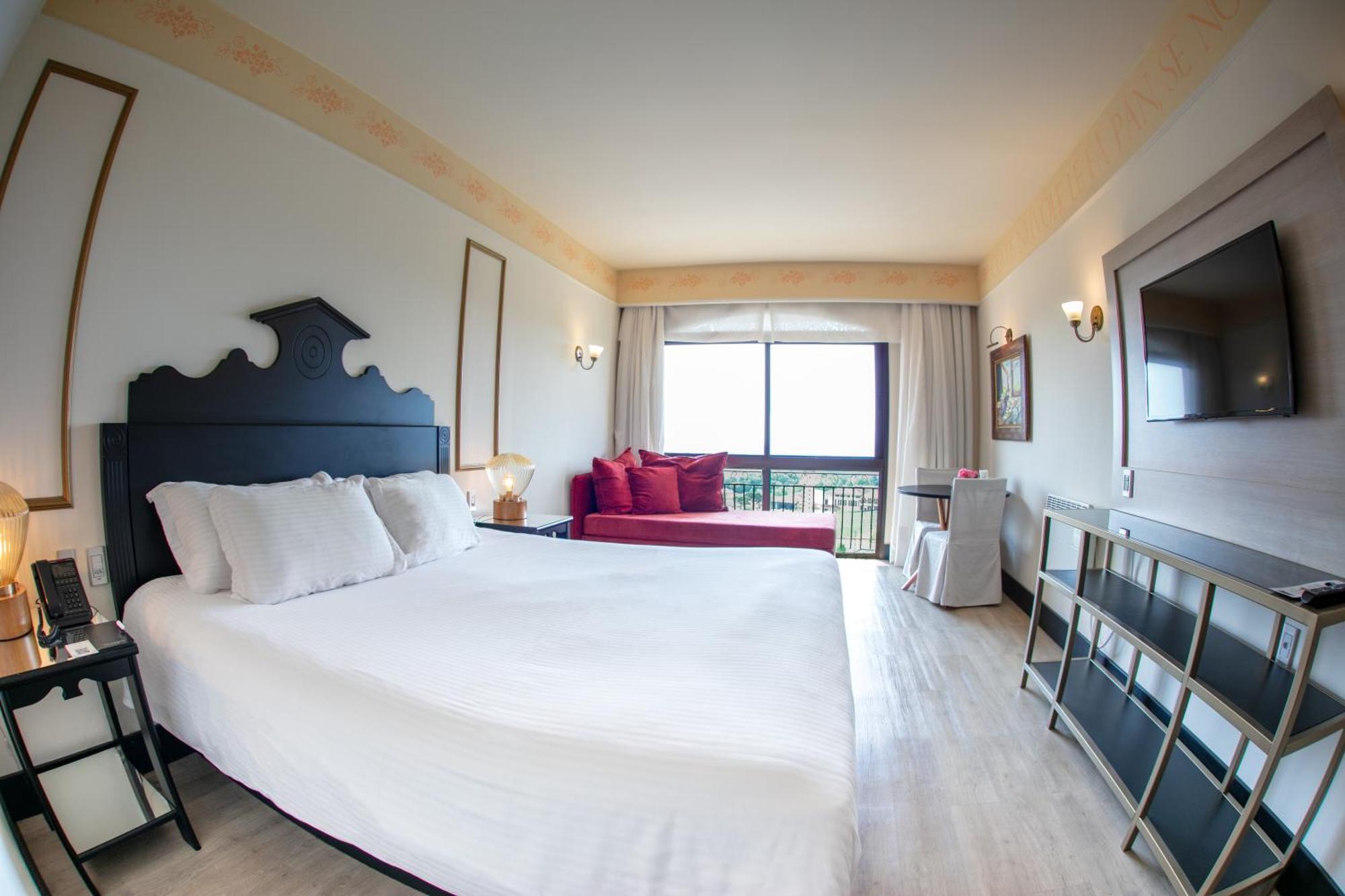 Spa Do Vinho Condominio Vitivinicola Bento Goncalves Bagian luar foto A room at the hotel