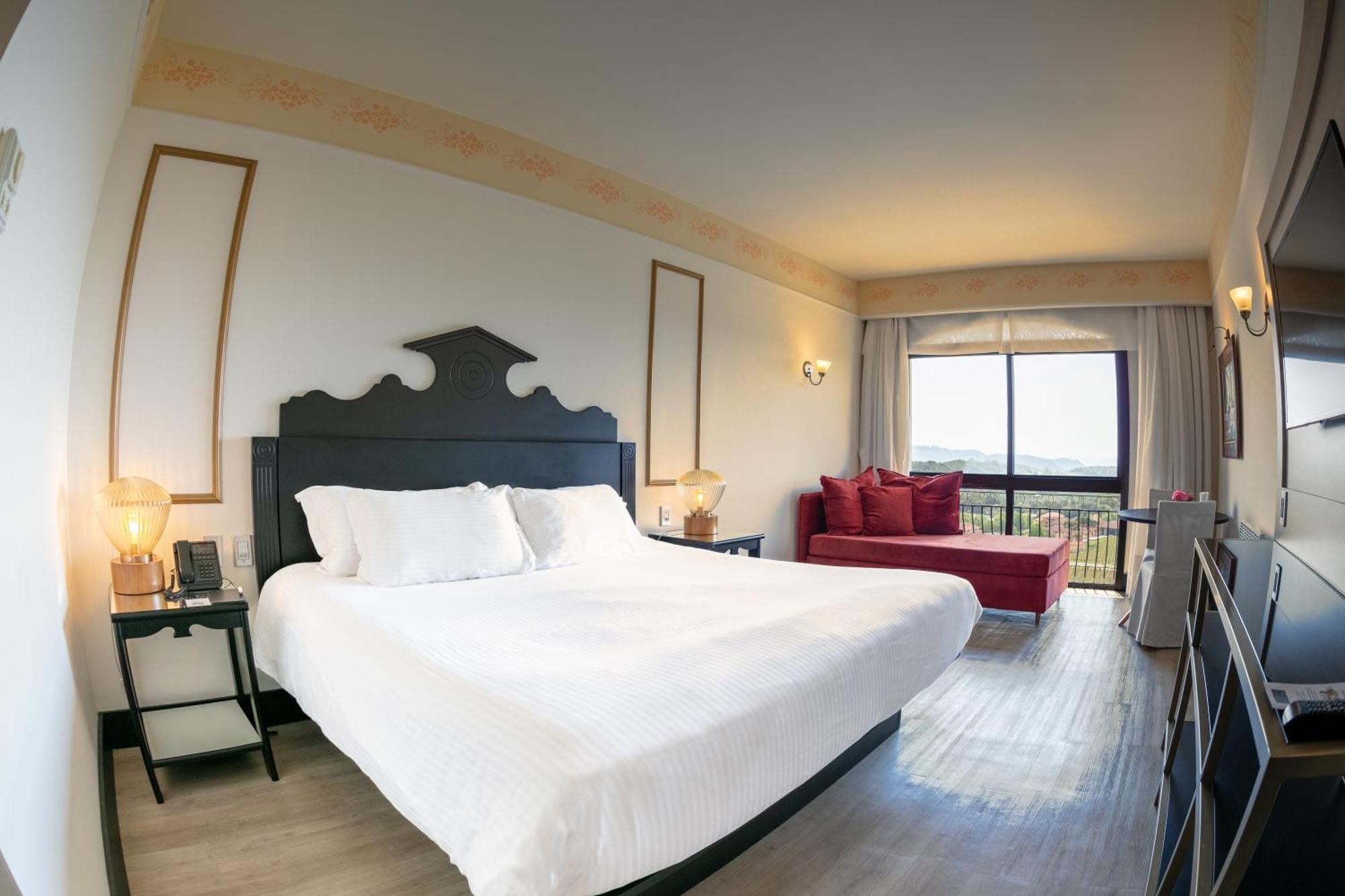 Spa Do Vinho Condominio Vitivinicola Bento Goncalves Bagian luar foto A room at the hotel