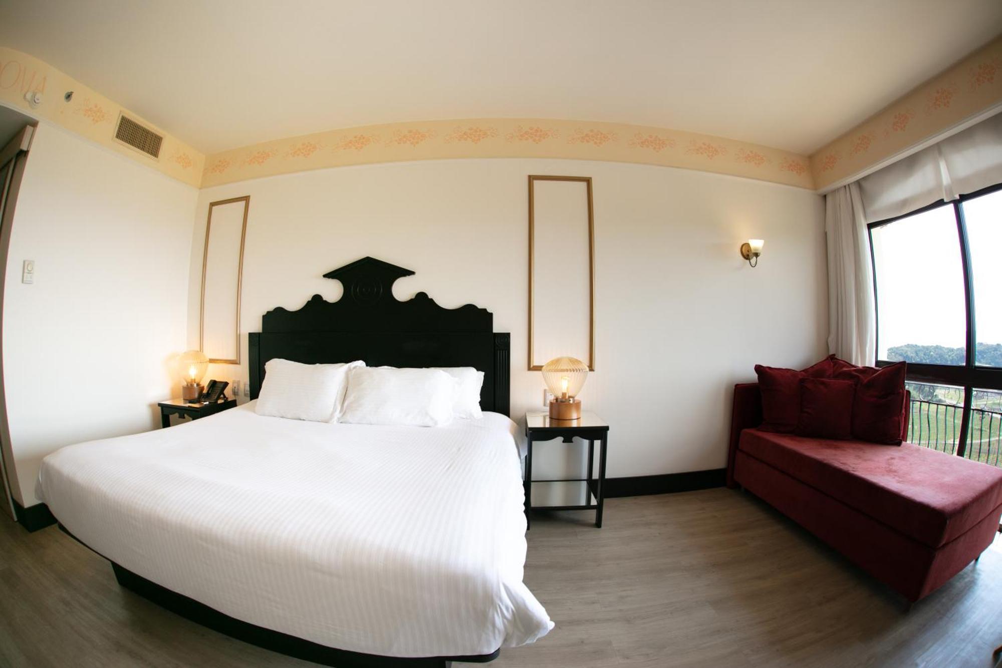 Spa Do Vinho Condominio Vitivinicola Bento Goncalves Bagian luar foto A bedroom at the hotel