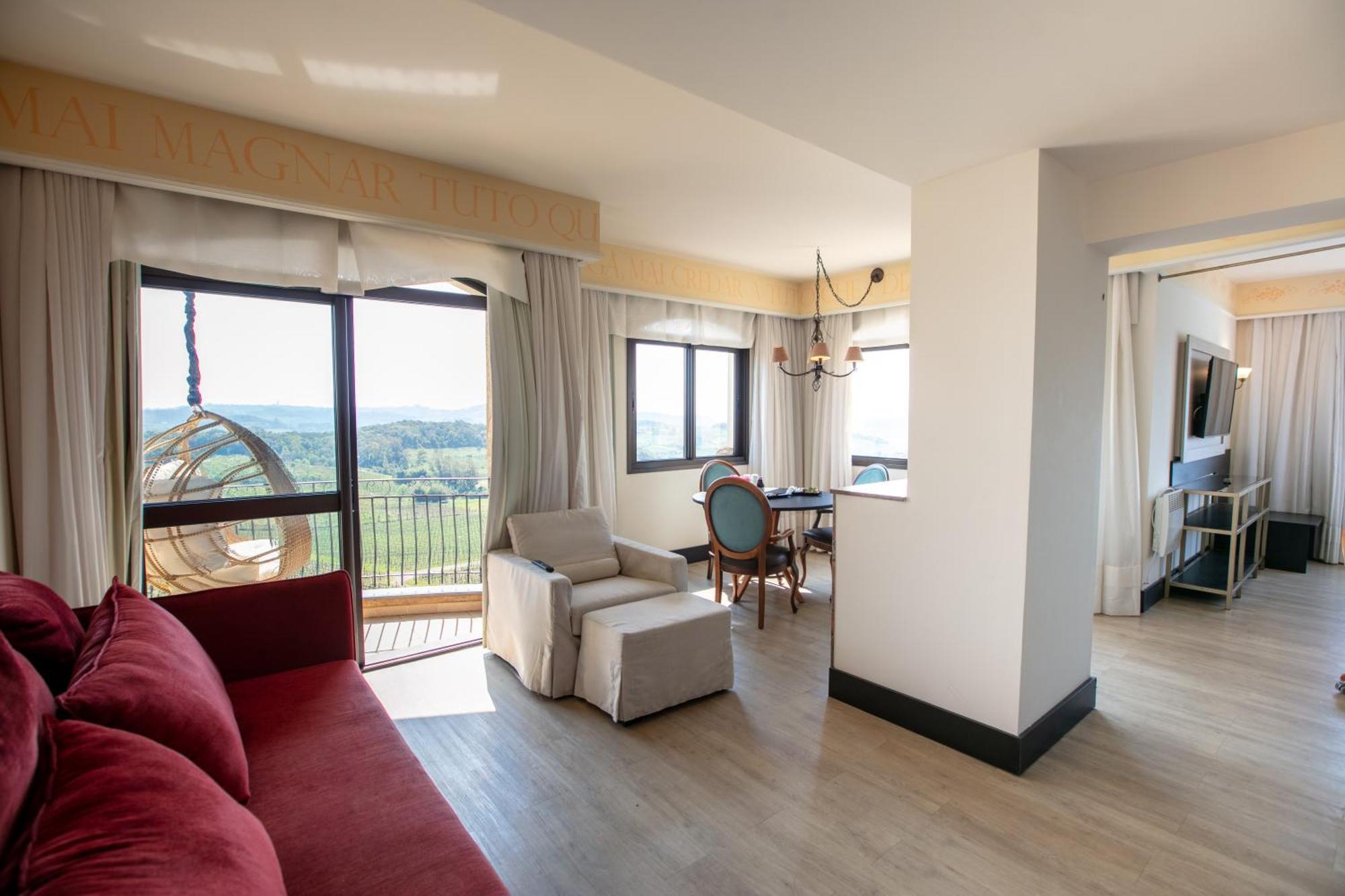 Spa Do Vinho Condominio Vitivinicola Bento Goncalves Bagian luar foto A typical apartment